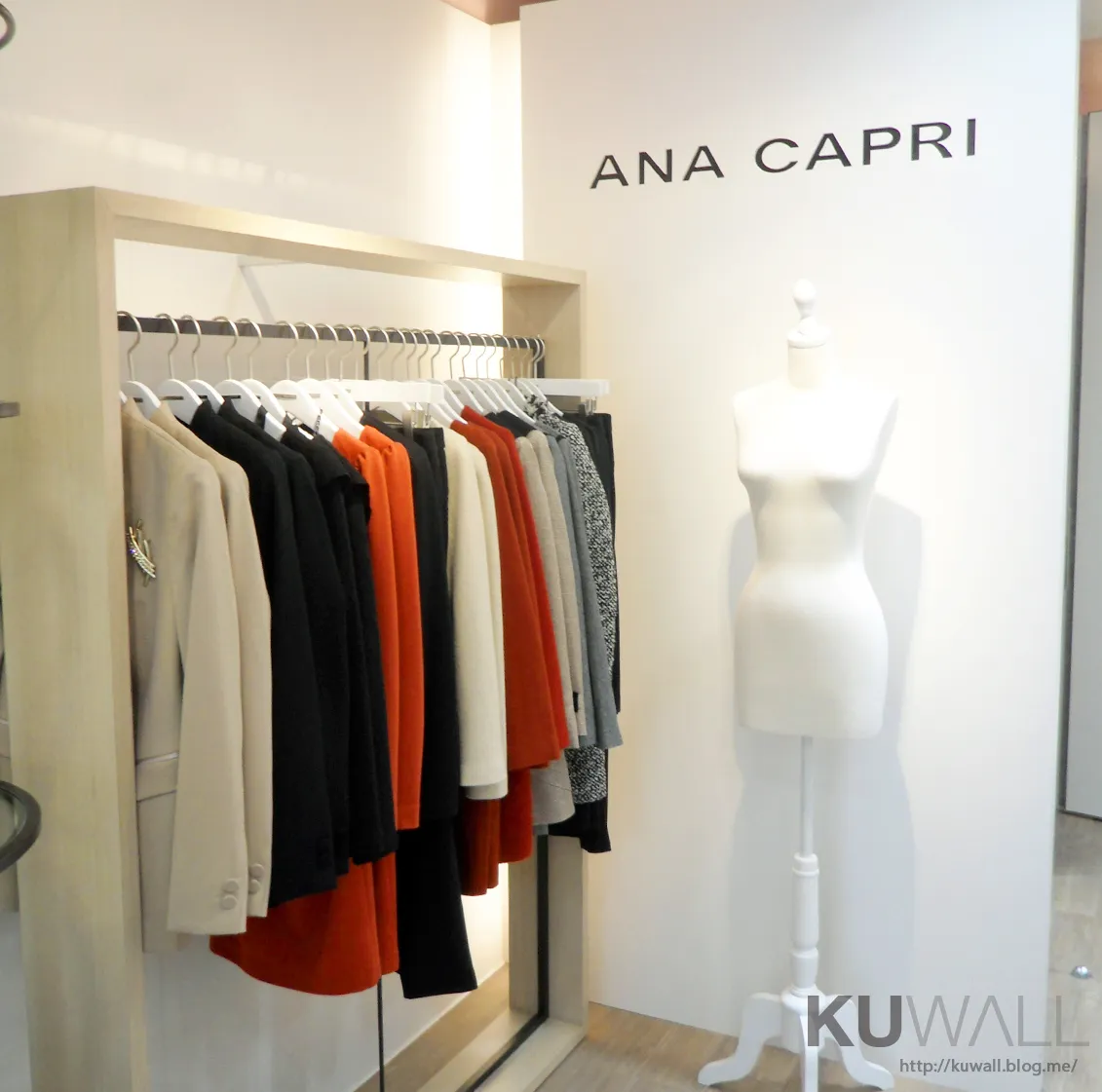 ANA CAPRI 8