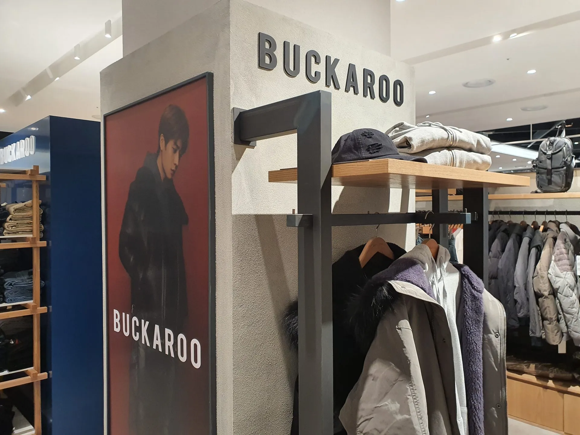 BUCKAROO 6