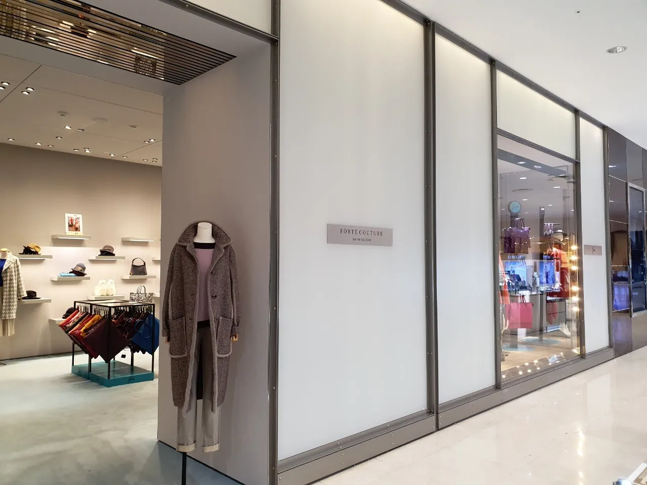CASHMERE SQUARE 13