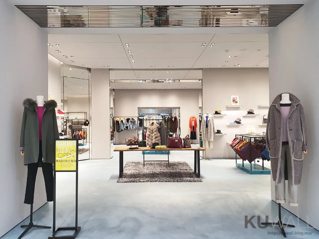 CASHMERE SQUARE 8