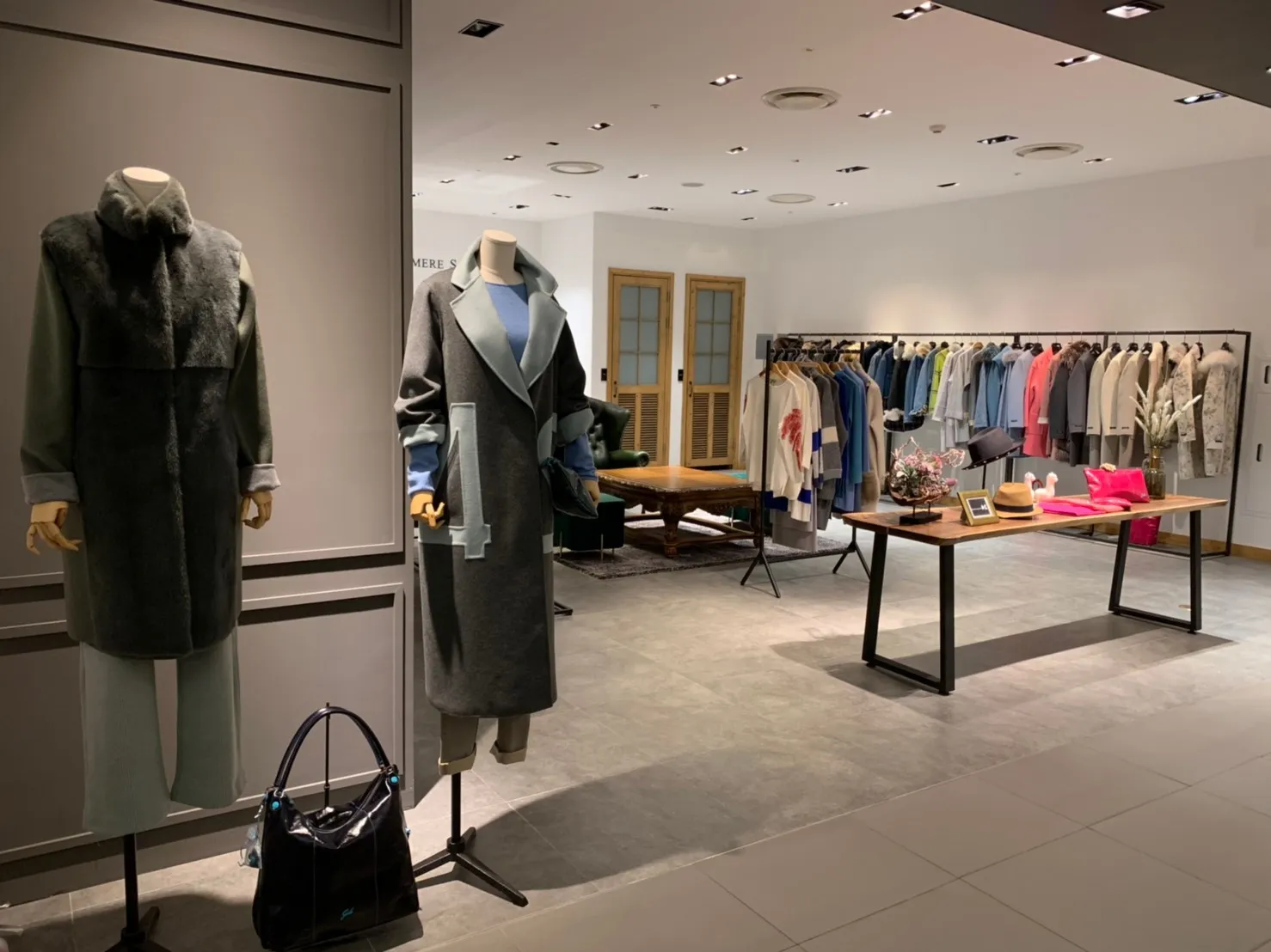 CASHMERE SQUARE 1
