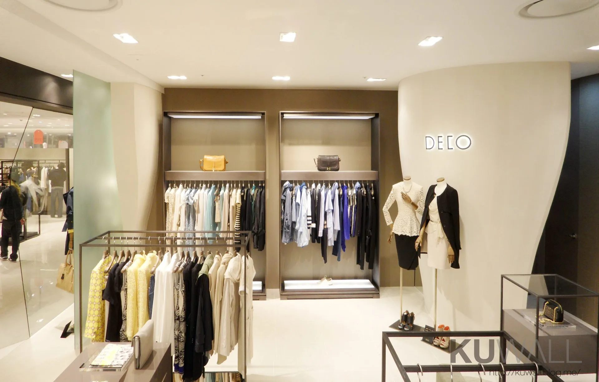 DECO 2