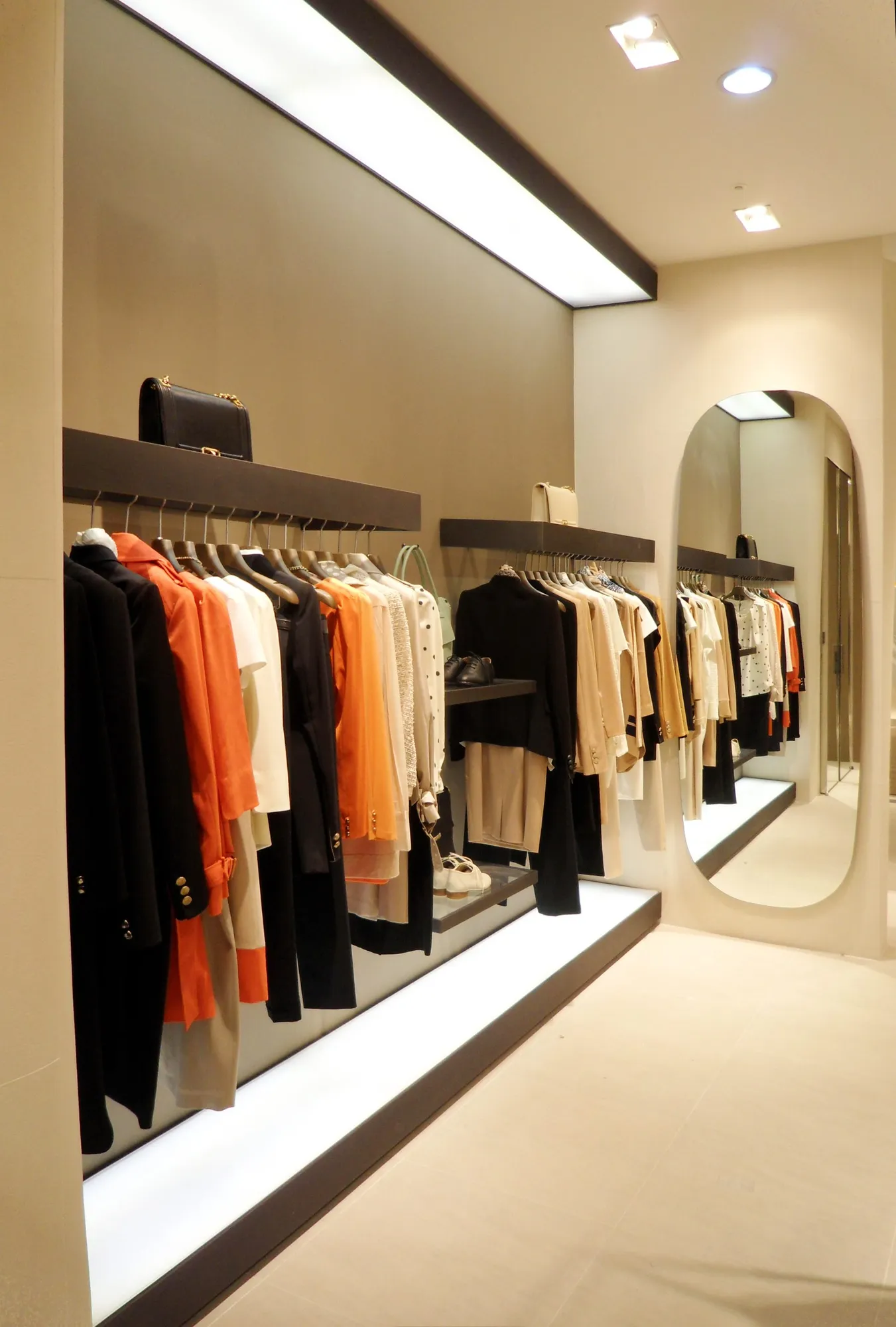 DECO 9