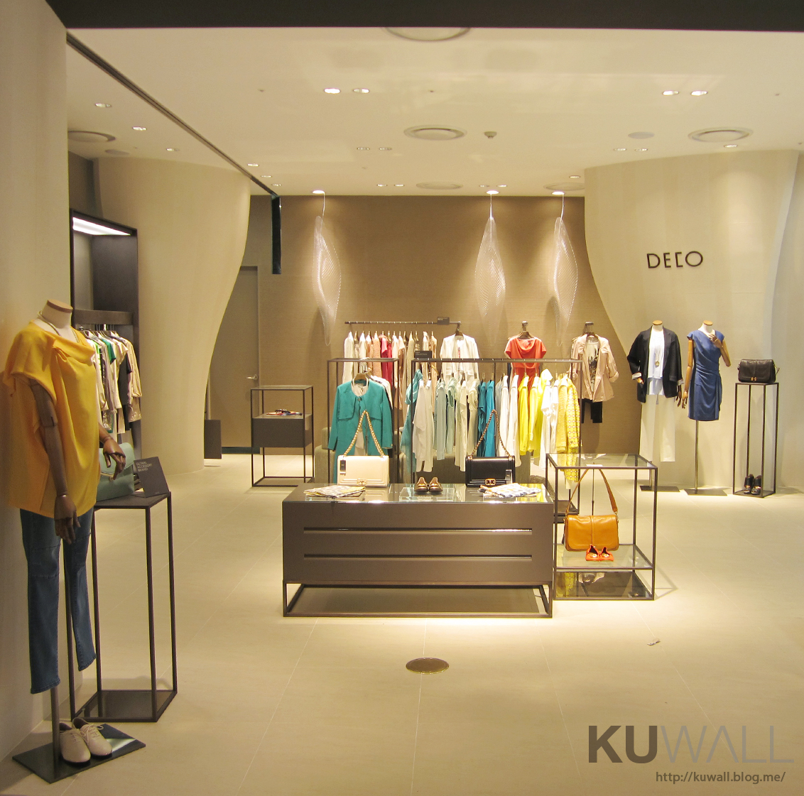 DECO 9