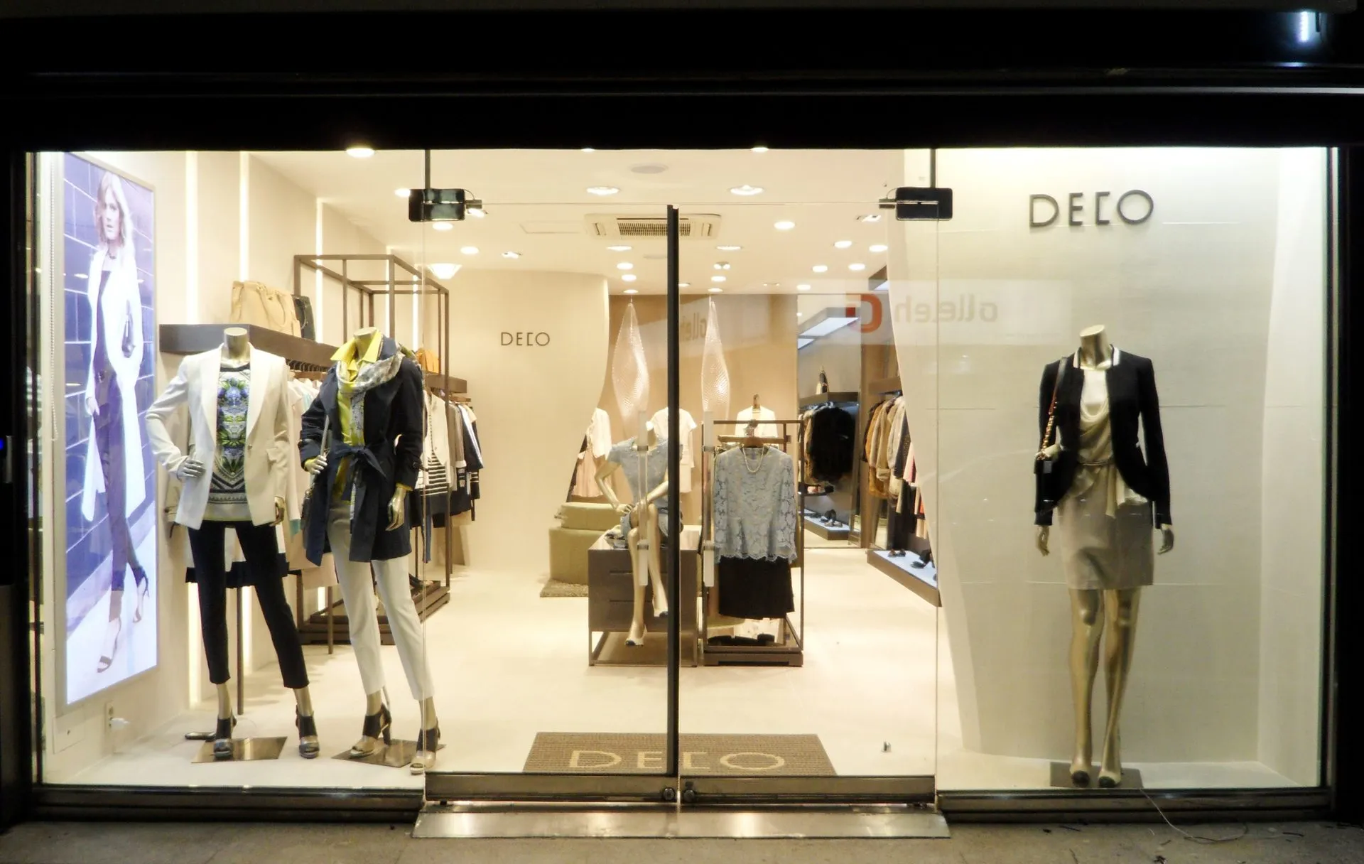 DECO 9