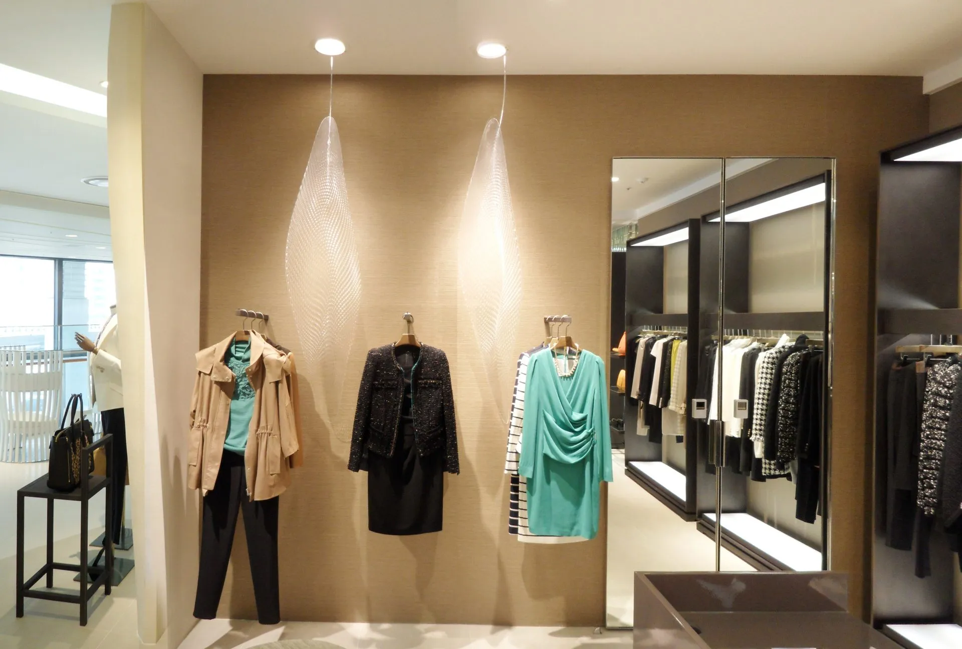 DECO 10