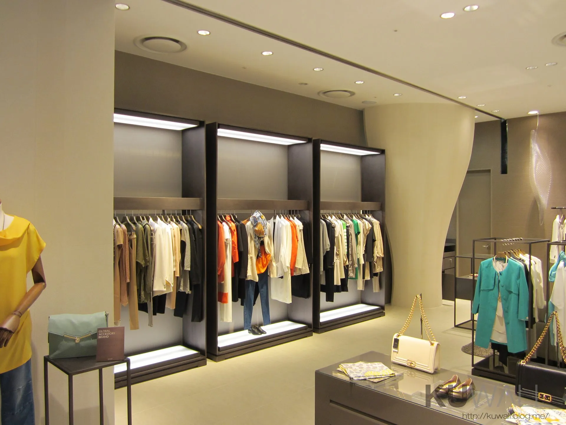 DECO 2