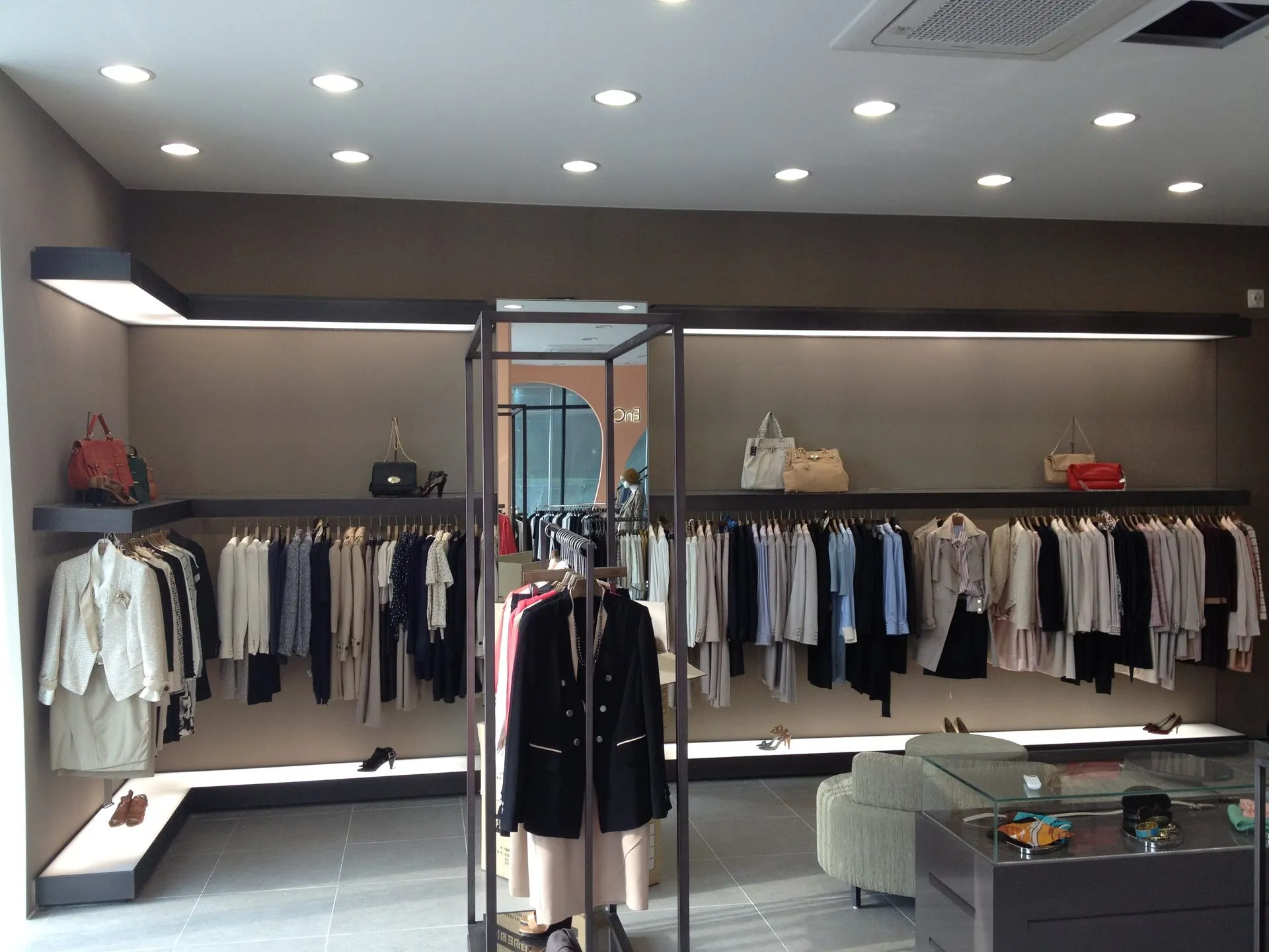 DECO 8