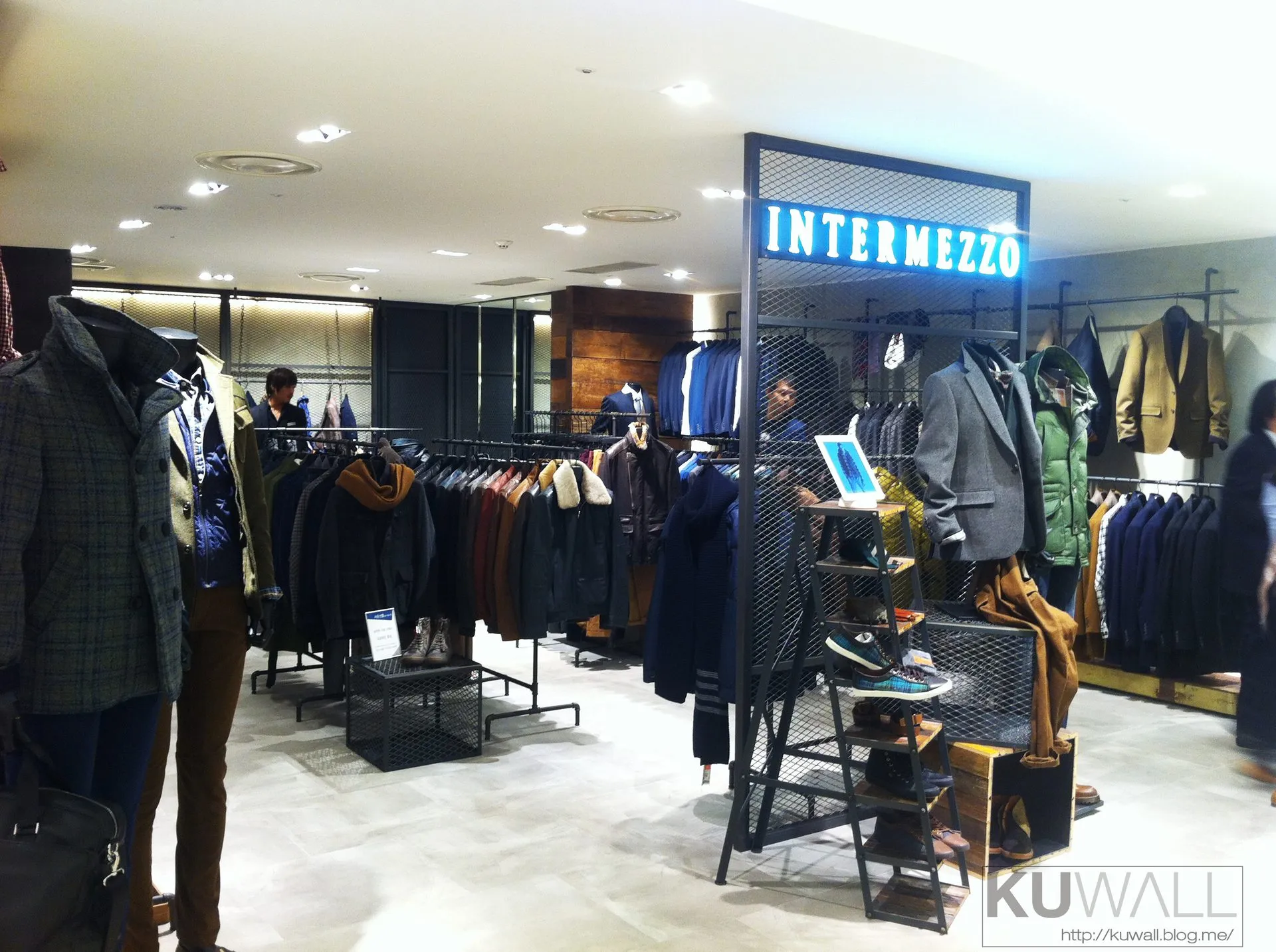 INTERMEZZO 6