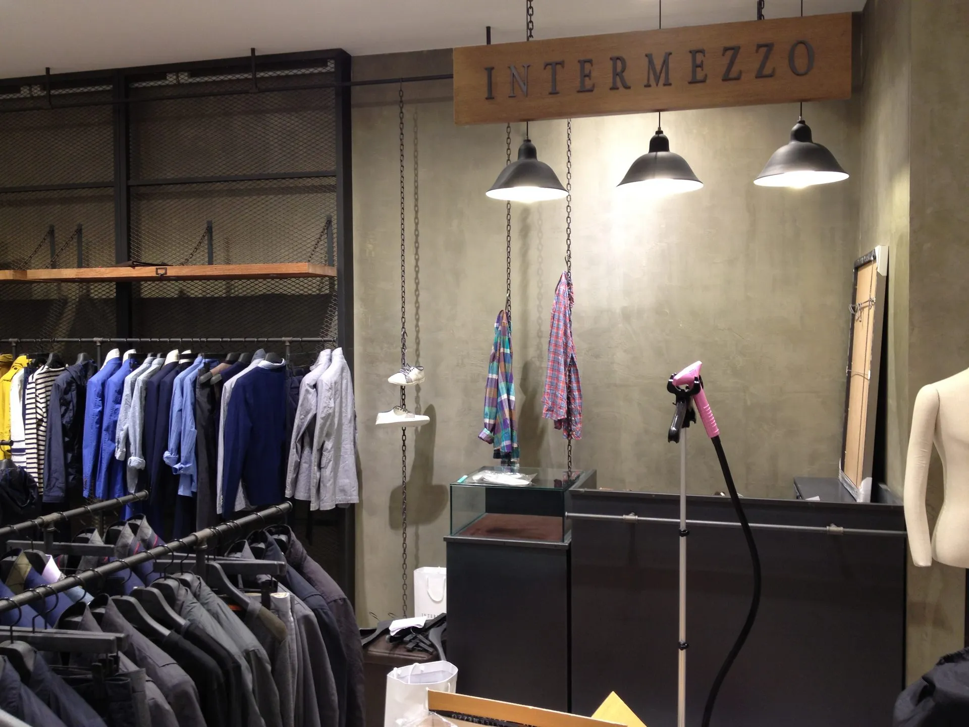 INTERMEZZO 2