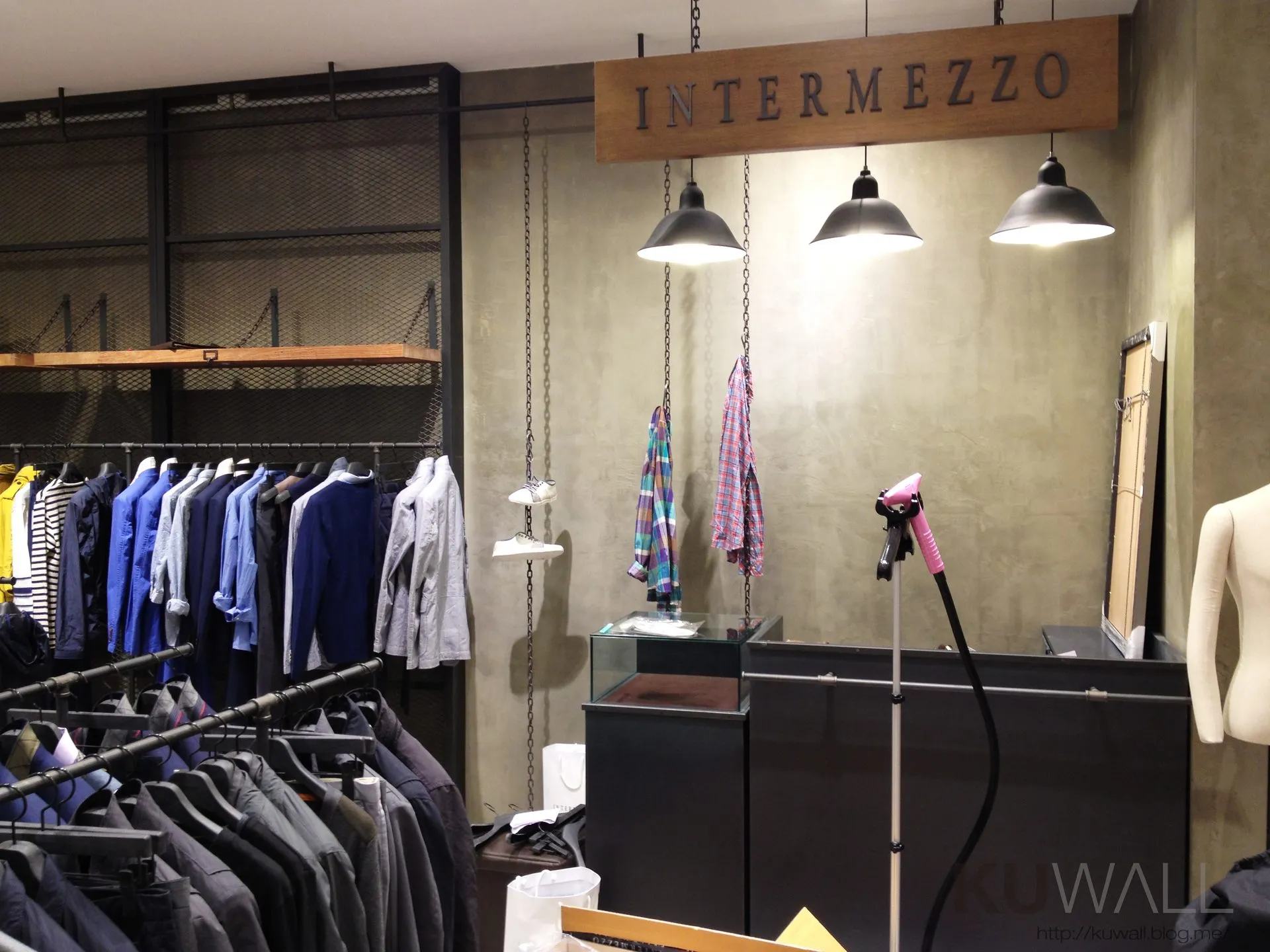 INTERMEZZO 4