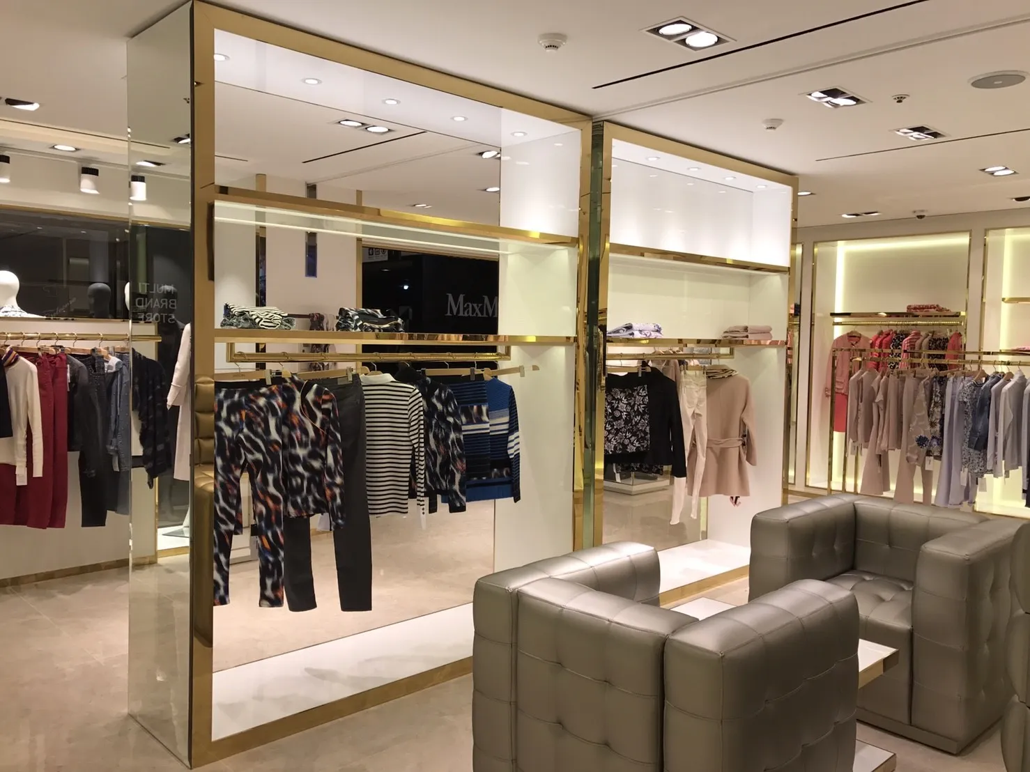 MARCCAIN 3