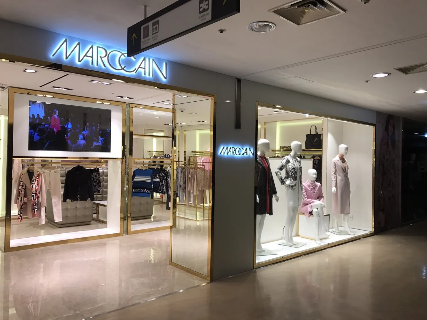 MARCCAIN 9