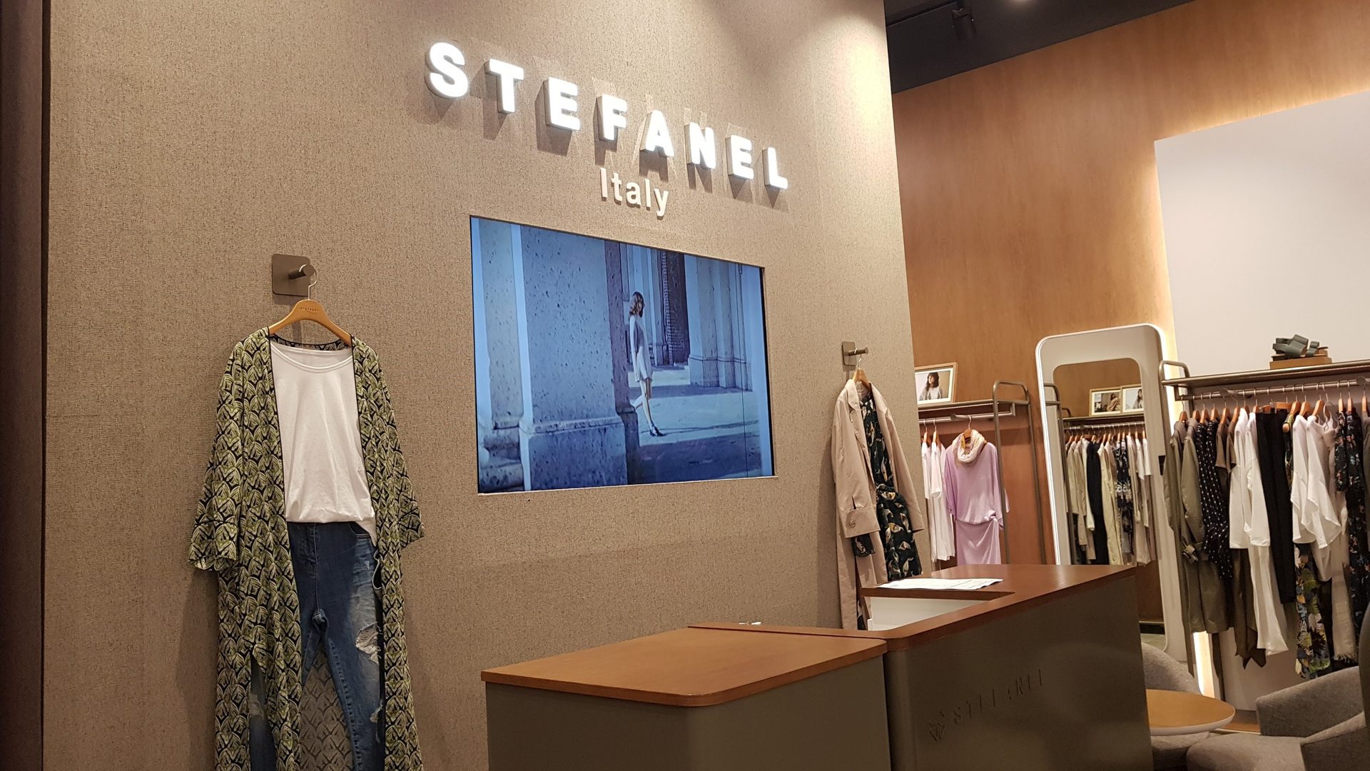 STEFANEL 6
