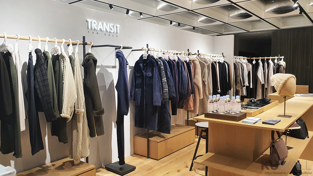TRANSIT 13